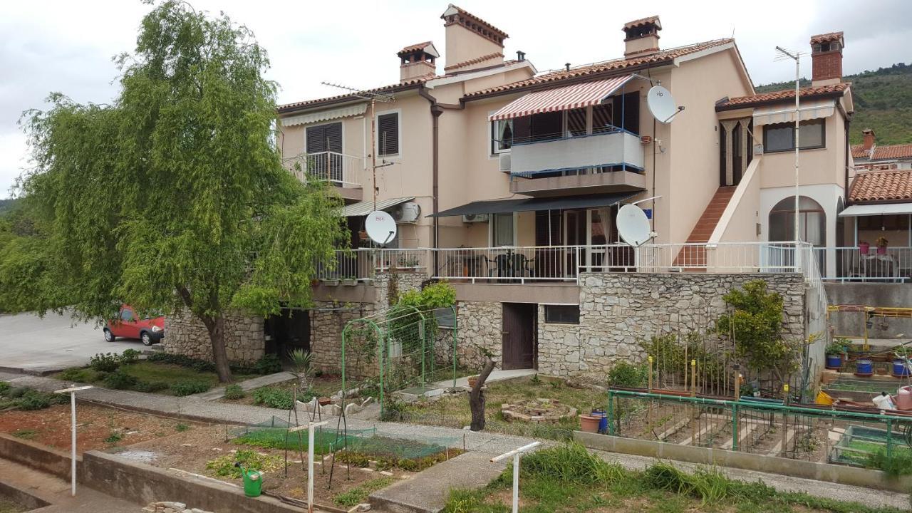 Apartman Ema 4+2 Koromačno Zewnętrze zdjęcie