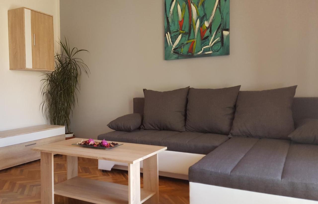 Apartman Ema 4+2 Koromačno Zewnętrze zdjęcie