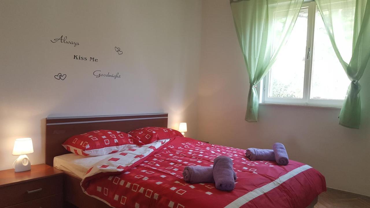 Apartman Ema 4+2 Koromačno Zewnętrze zdjęcie