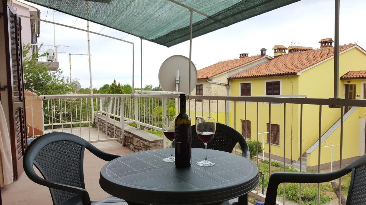 Apartman Ema 4+2 Koromačno Zewnętrze zdjęcie